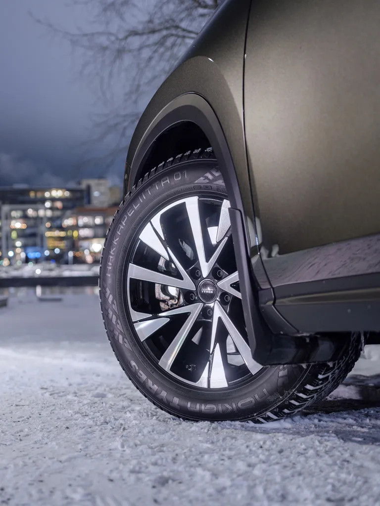 Nokian Tyres Hakkapeliitta 01 - Image 5